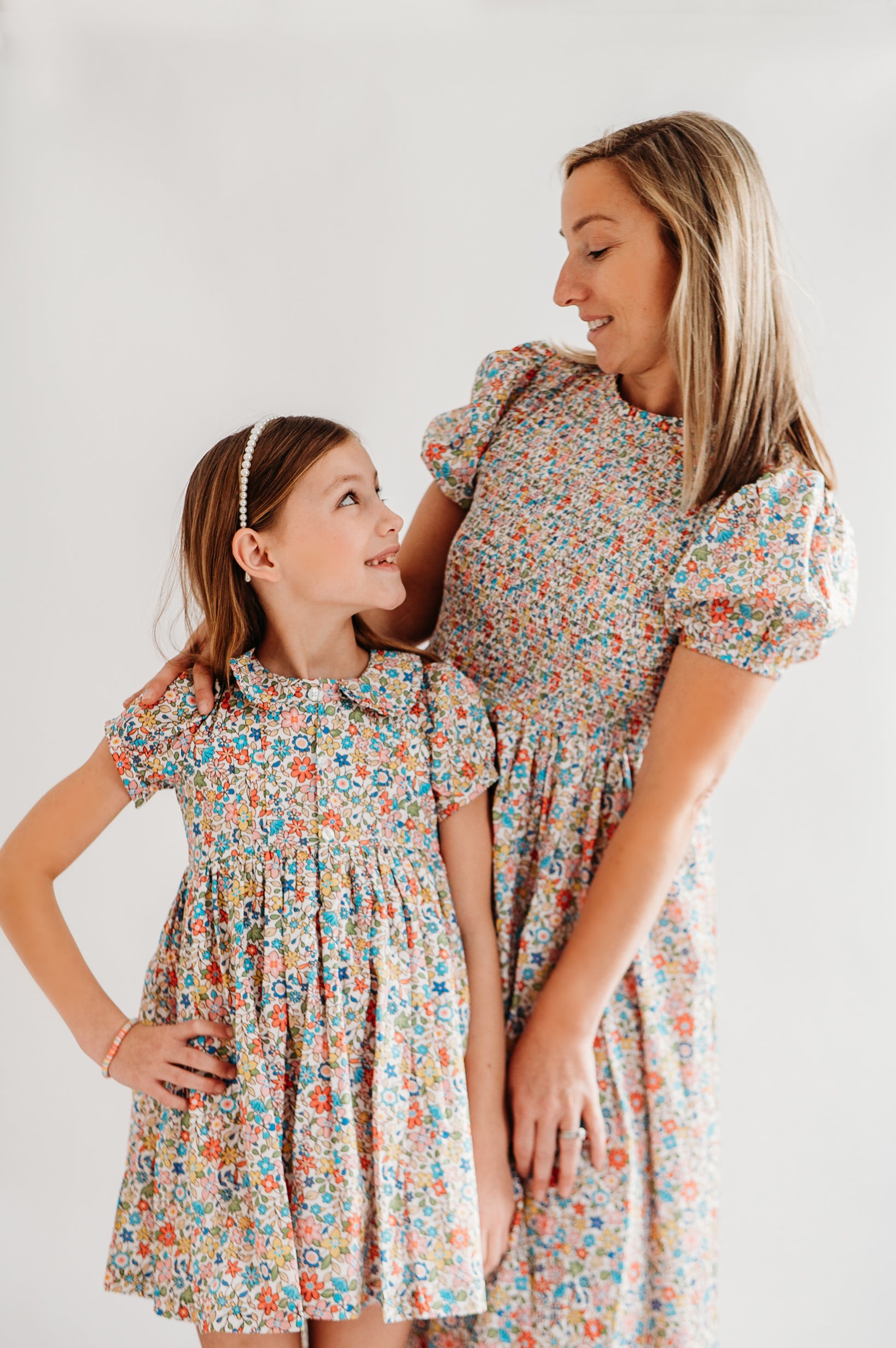 Kendall Women's smocked dress L Kendall Women's smocked dress L